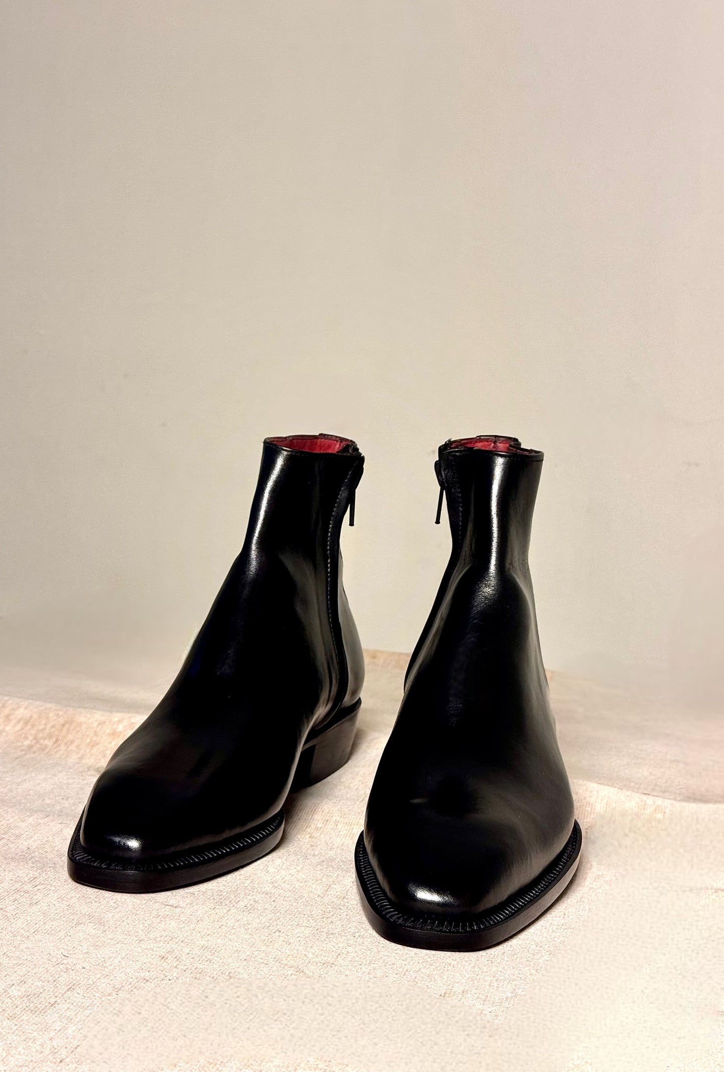 Black zipper Boots