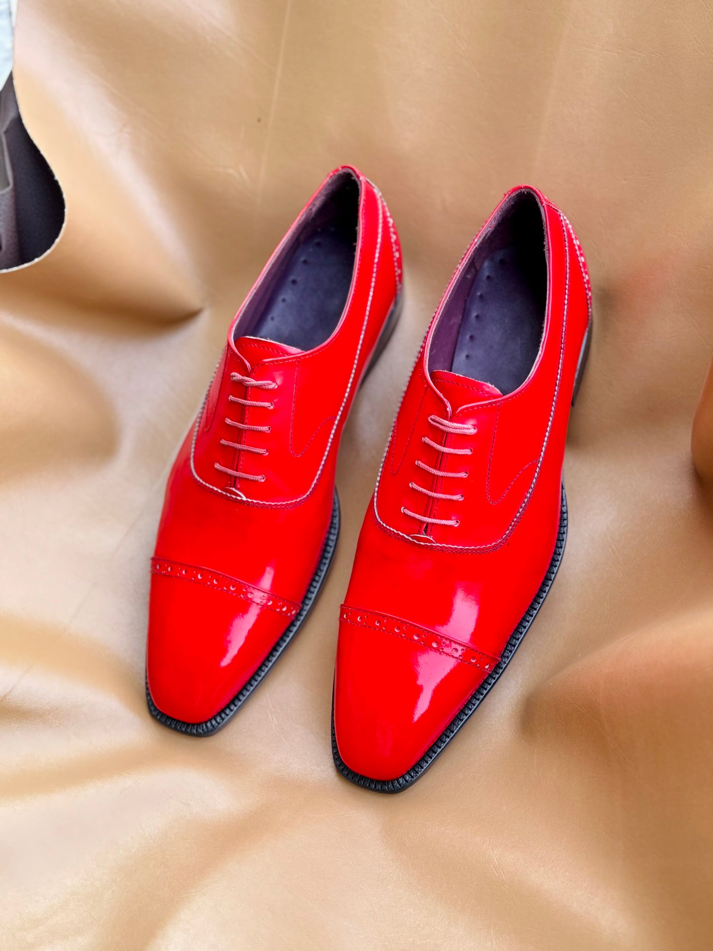Red oxford