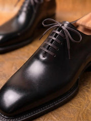 Black triple welt wholecut oxford