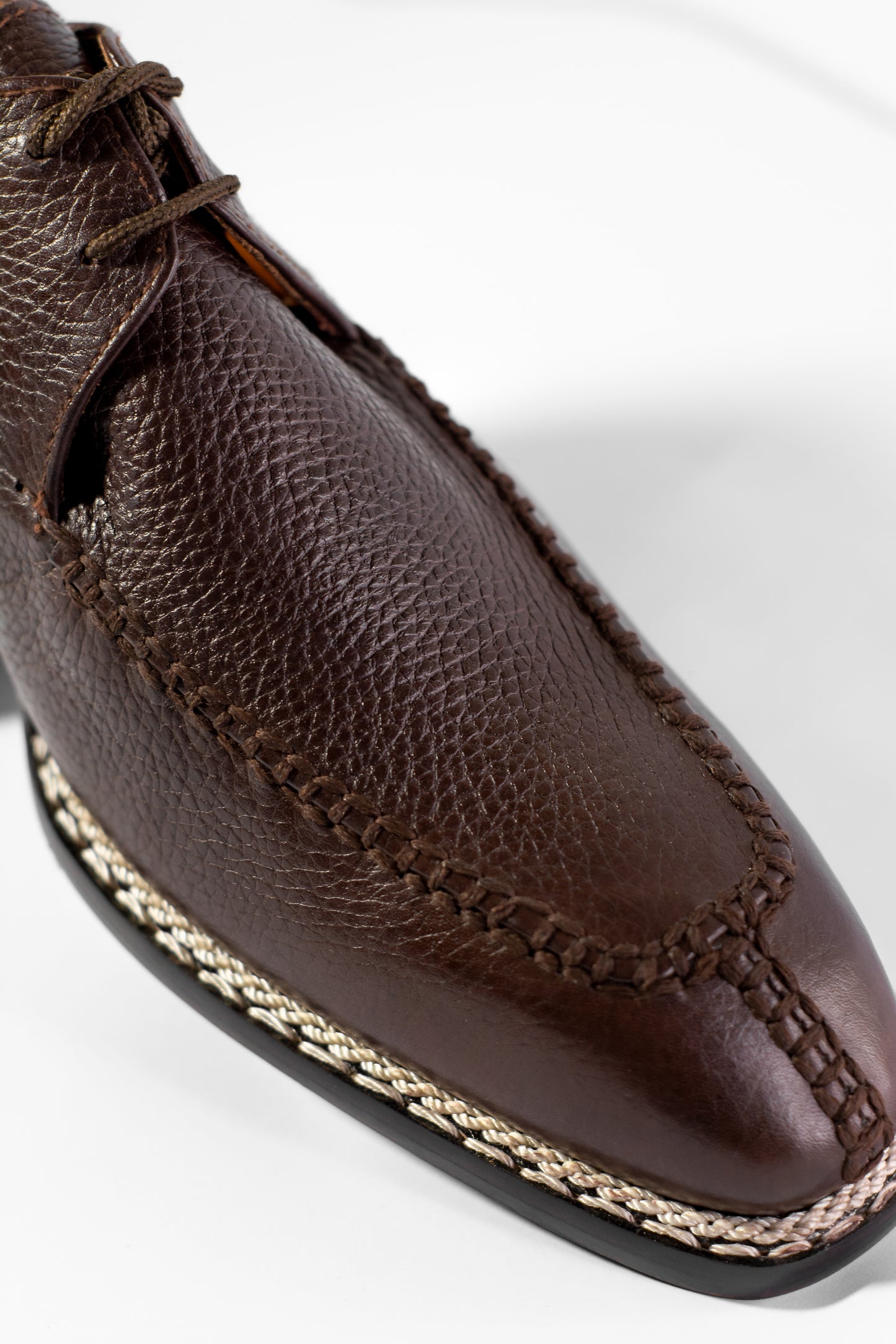 Brown grains leather norwegian stich split toe derby