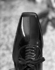 The Sovereign Square-Toe Oxford
