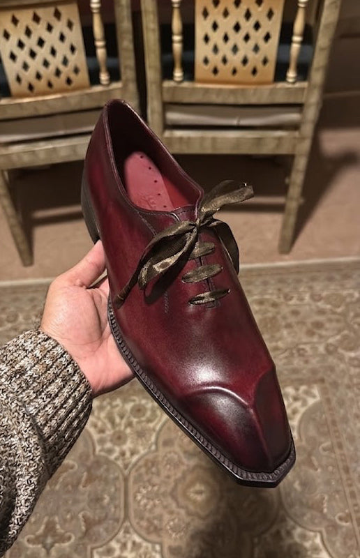 Burgundy patina sculpted toe oxford