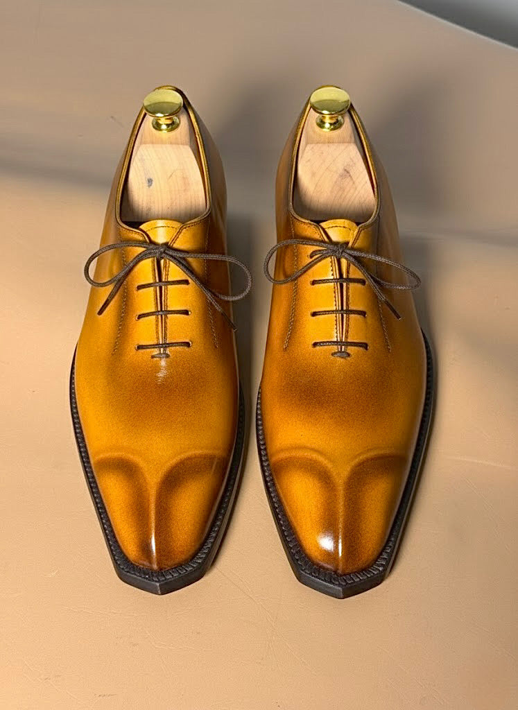 Burnished Cognac sculpted toe oxford