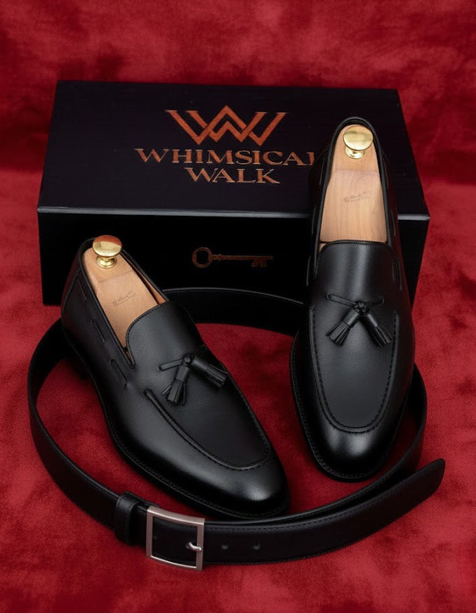 Black tassels loafers with belt