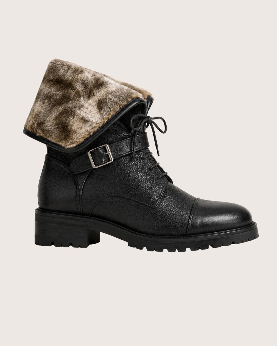 Black Jäger boots