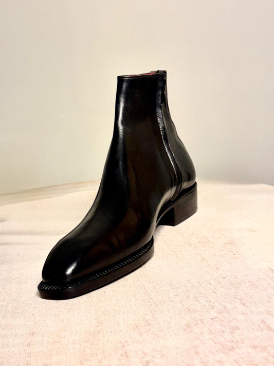 Black zipper Boots