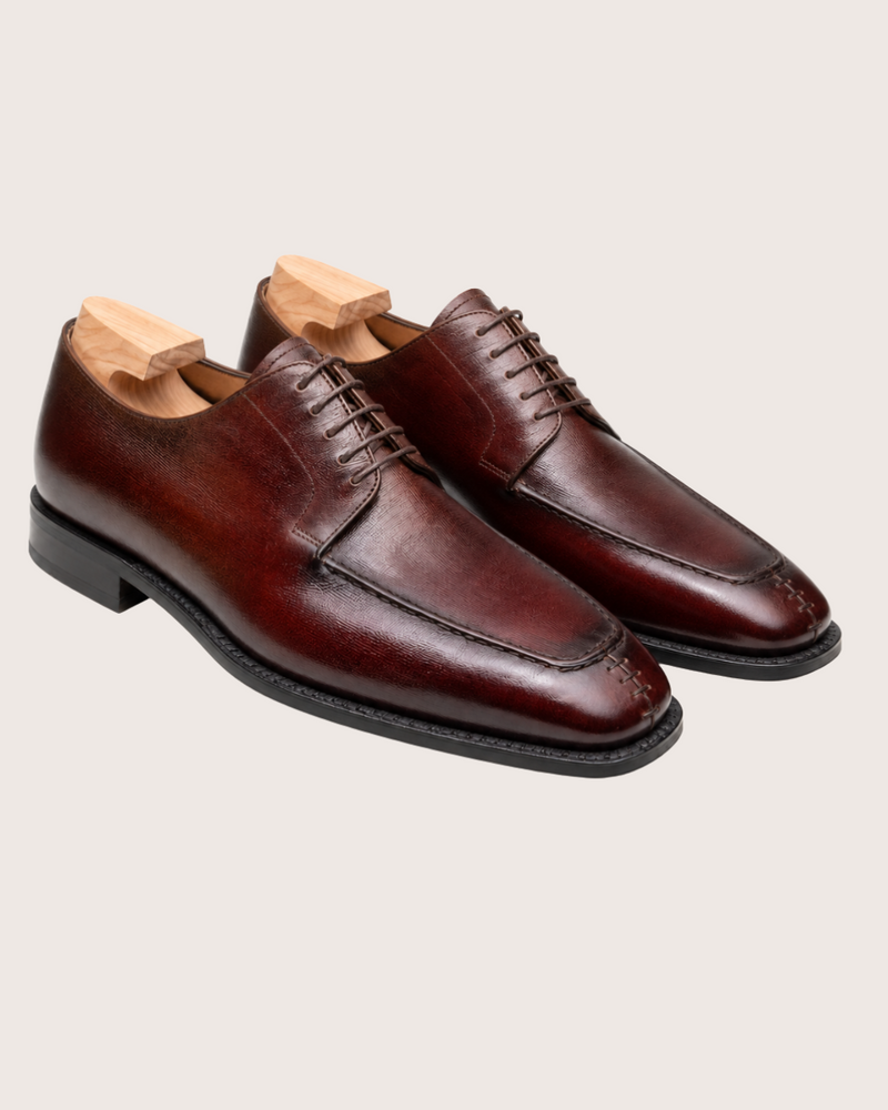 Burgundy hatch grain derby