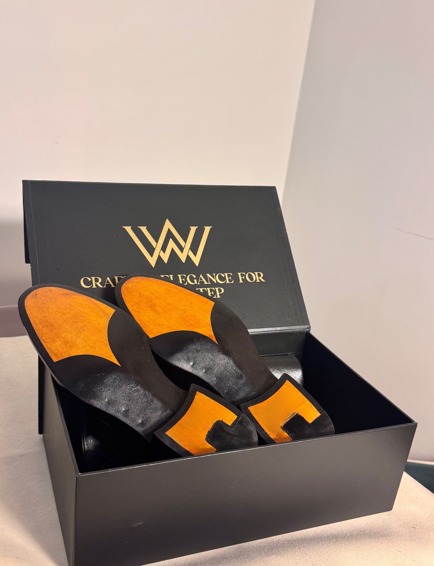 Black semi brogue oxford