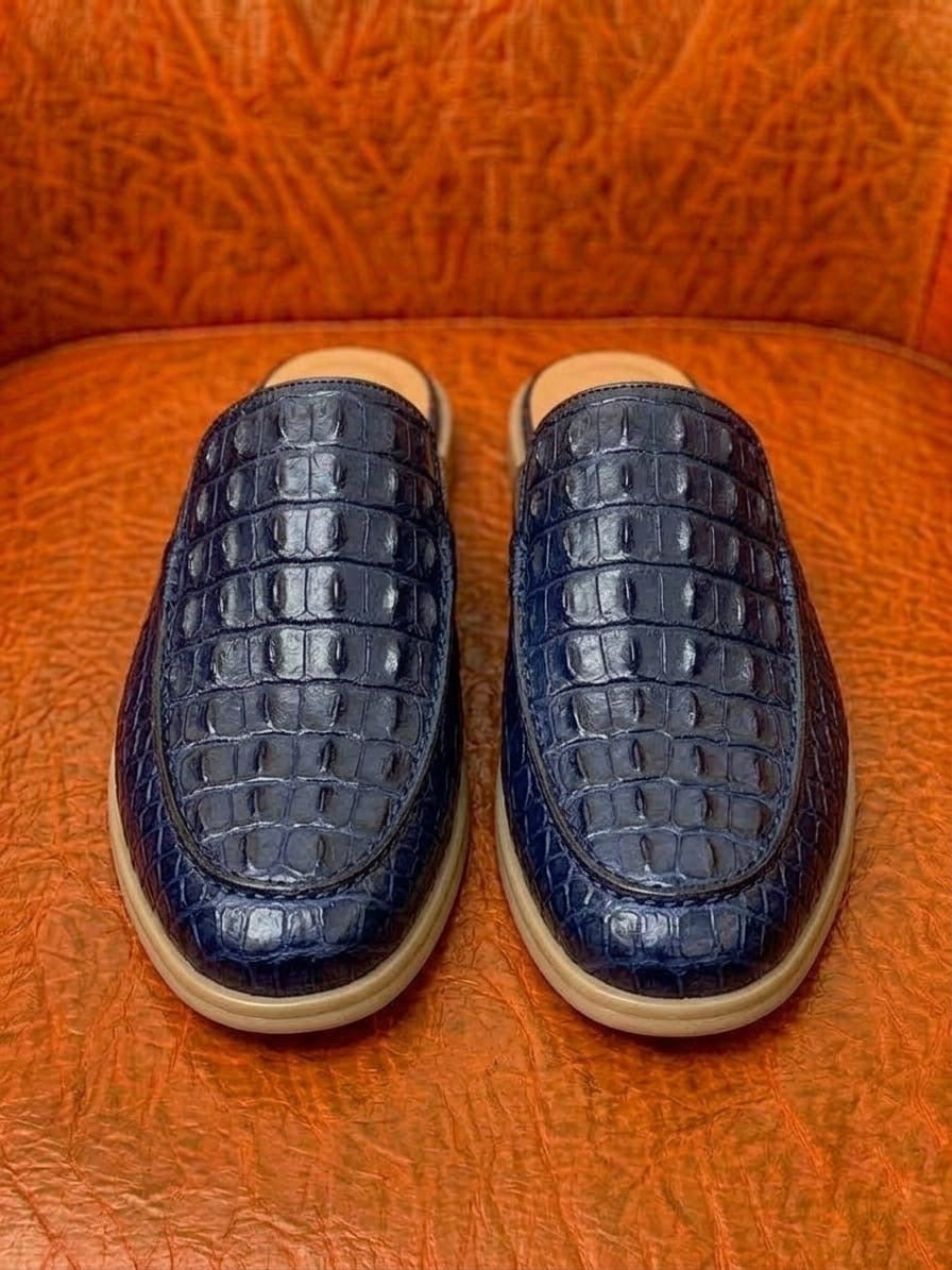 Blue crocodile skin mule