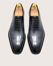 Smoked gray whole-cut oxford