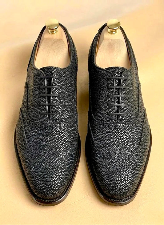 Black stingray wingtip oxford