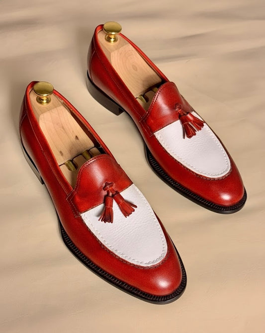 Two tone tassels loafers