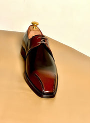 Stitched toe derby