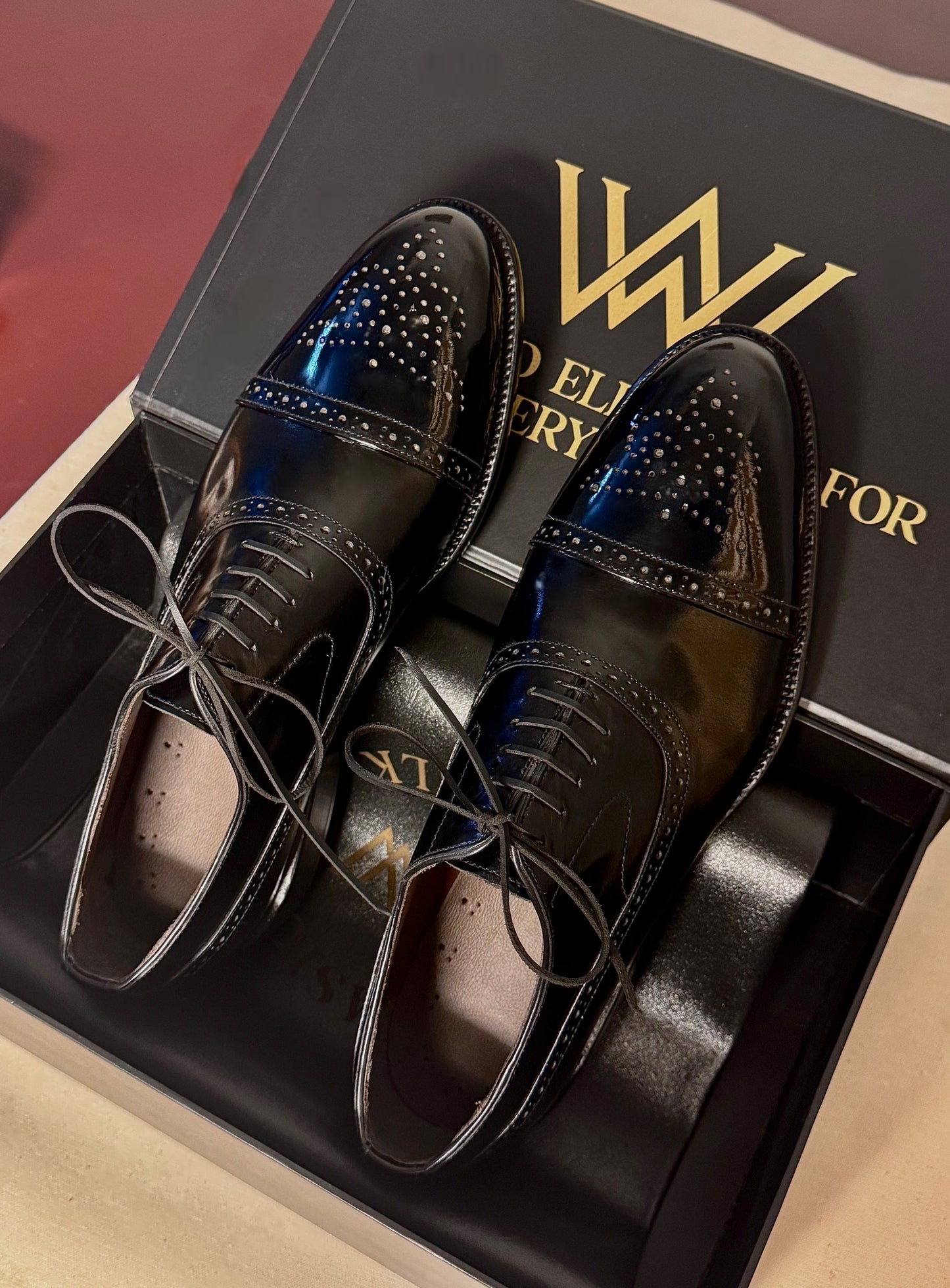 Black semi brogue oxford