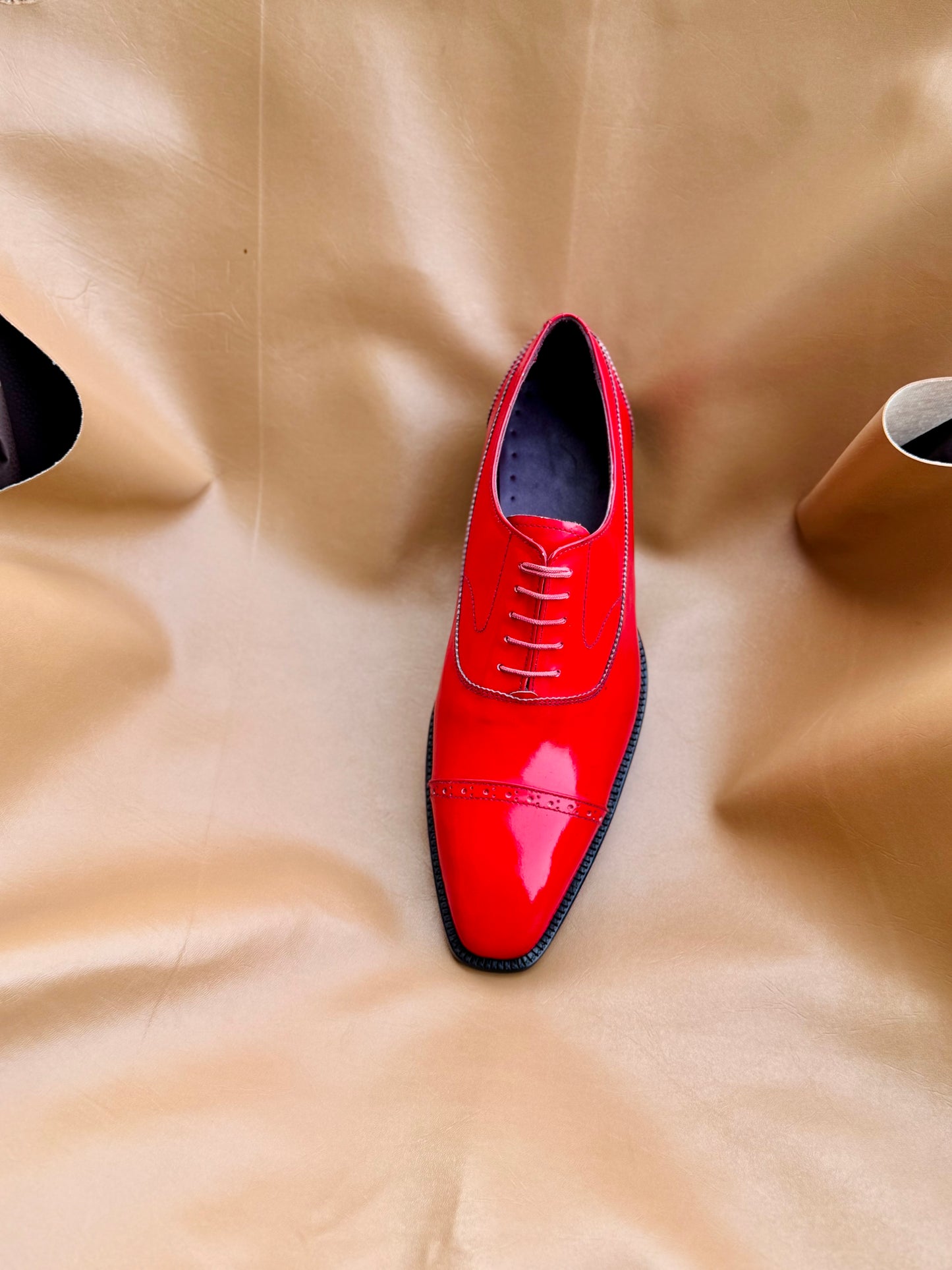 Red oxford