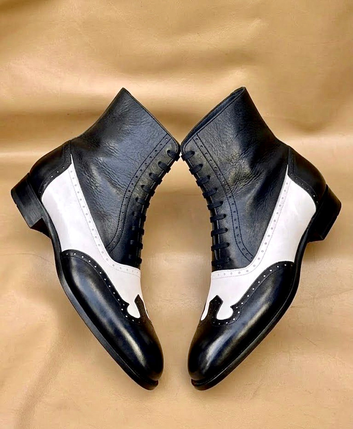 Black spectator Boots