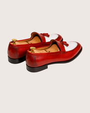 Two tone tassels loafers