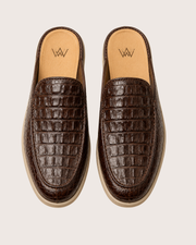 Brown crocodile mule