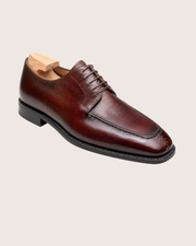 Burgundy hatch grain derby