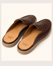 Brown crocodile mule