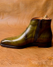 Olive green close collar chukka boots