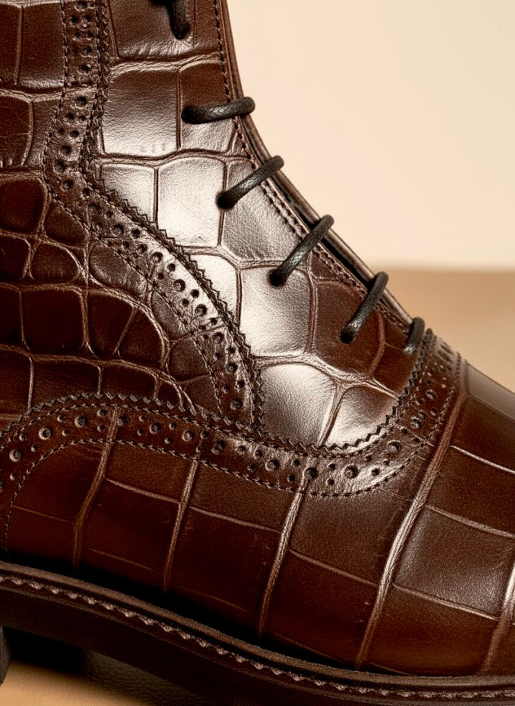 Dark brown Norwegian stitch boots