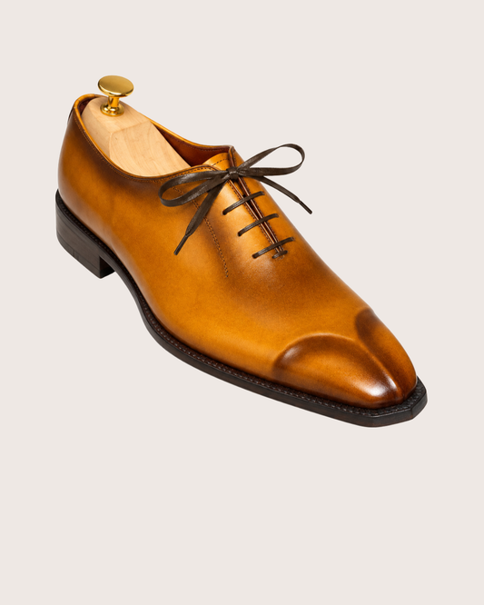 Burnished Cognac sculpted toe oxford with belt