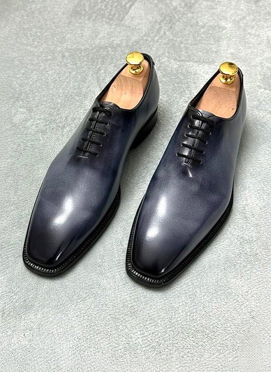 Smoked gray whole-cut oxford