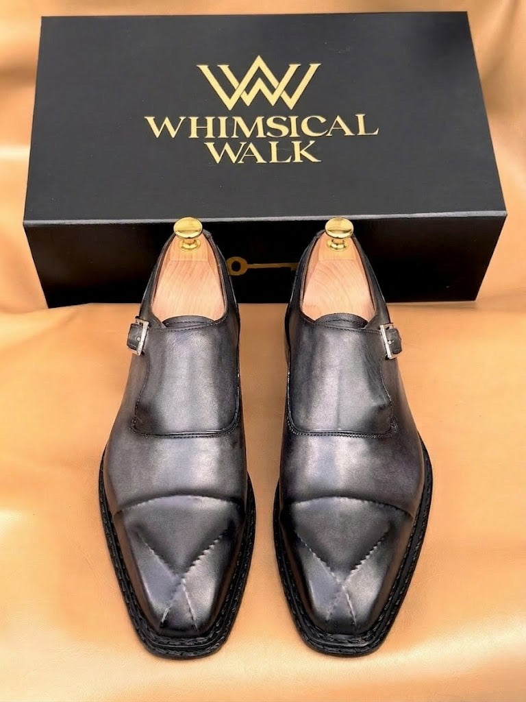 Fiddle back waist on the leather sole of a monk strap
