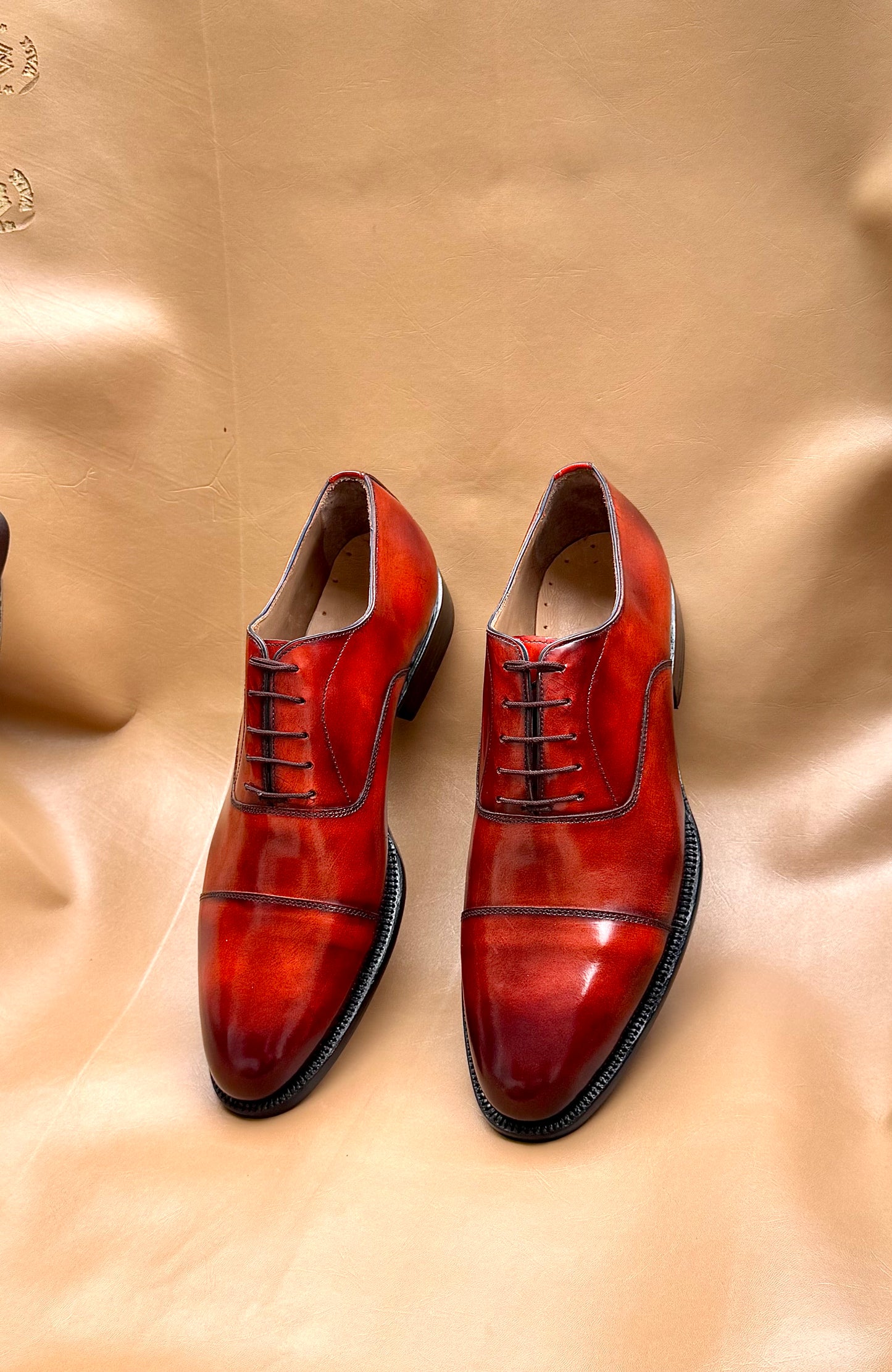 Brow patina oxford