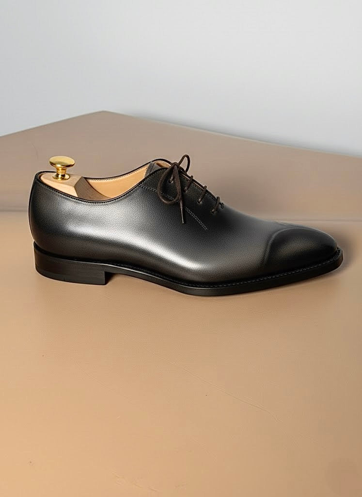 Smoked gray sculpted toe oxford