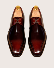 Stitched toe derby