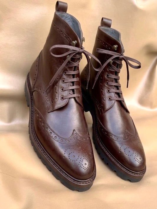 Choco brown wingtip boots