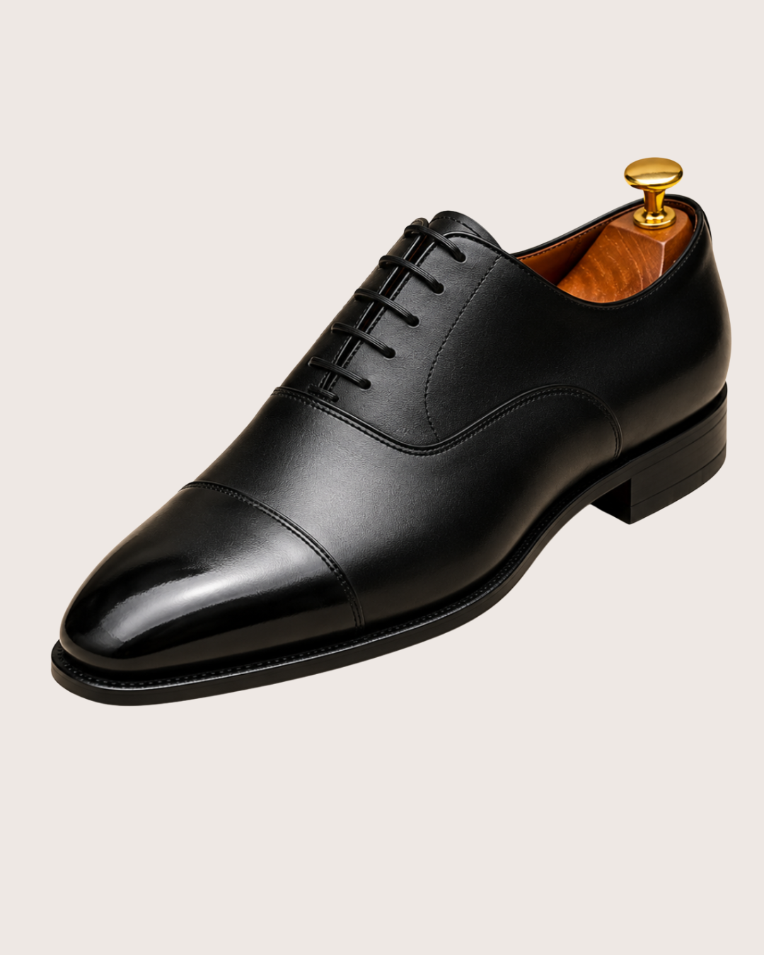 Black chiselled toe oxford