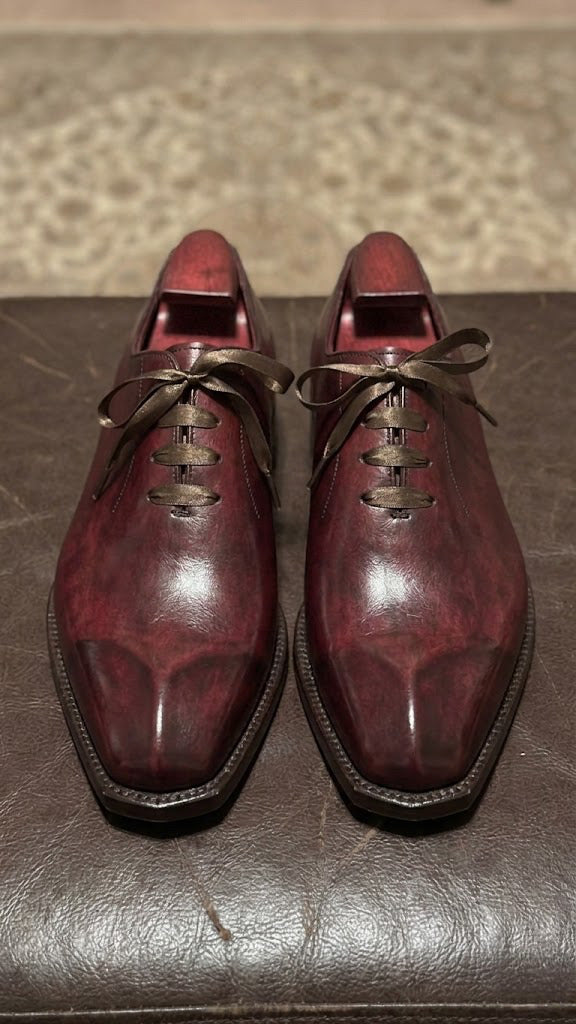 Burgundy patina sculpted toe oxford