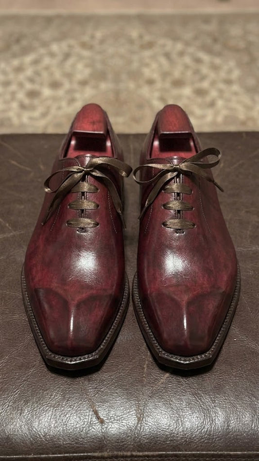 Burgundy patina sculpted toe oxford