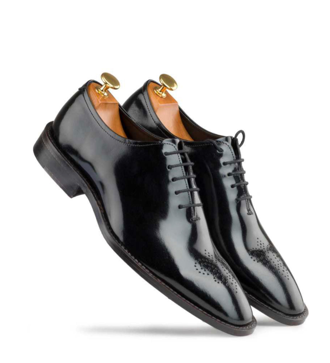 Black medallion plain shoes - Whimsical Walk