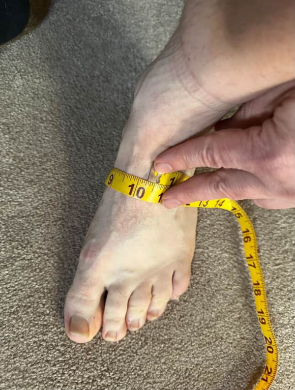 Foot width measurement